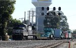 NS 9504 leads train O55 southbound